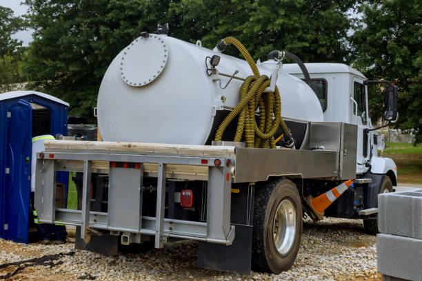 Best Best portable toilet rental  in Struthers, OH